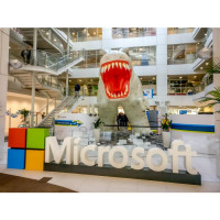 Microsoft kæmpe Dinosaur og Kat